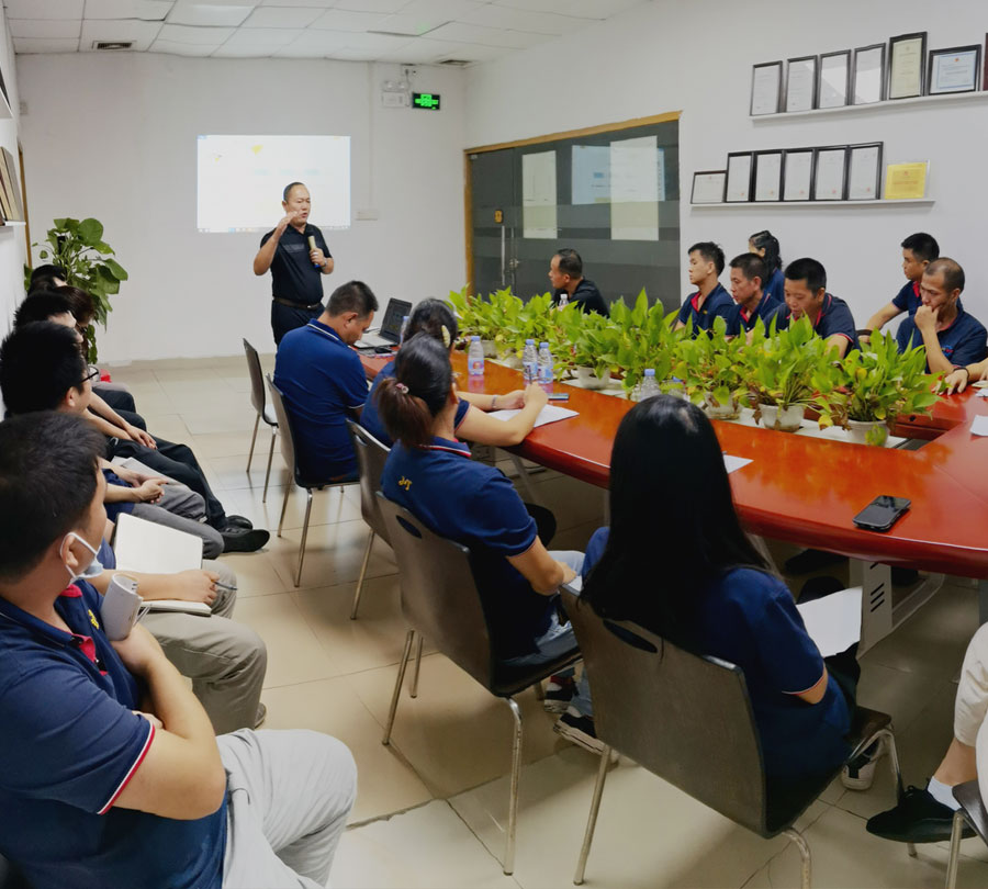 廣州91亚洲欧美辦（bàn）公家具有限（xiàn）公司.jpg